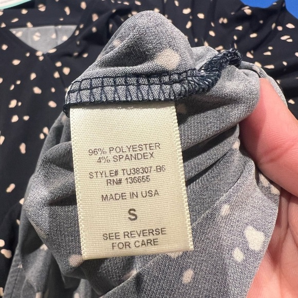 Beacon Julia Surplice Navy with Tan Spots Knit Top Size Small Stitch Fix - Picture 7 of 7